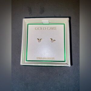 BNIB Gold Cake Reindeer Earrings $45 Christmas 2025
